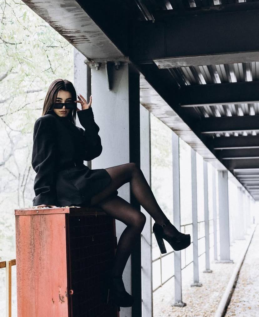 evamelnik from Jerkmate