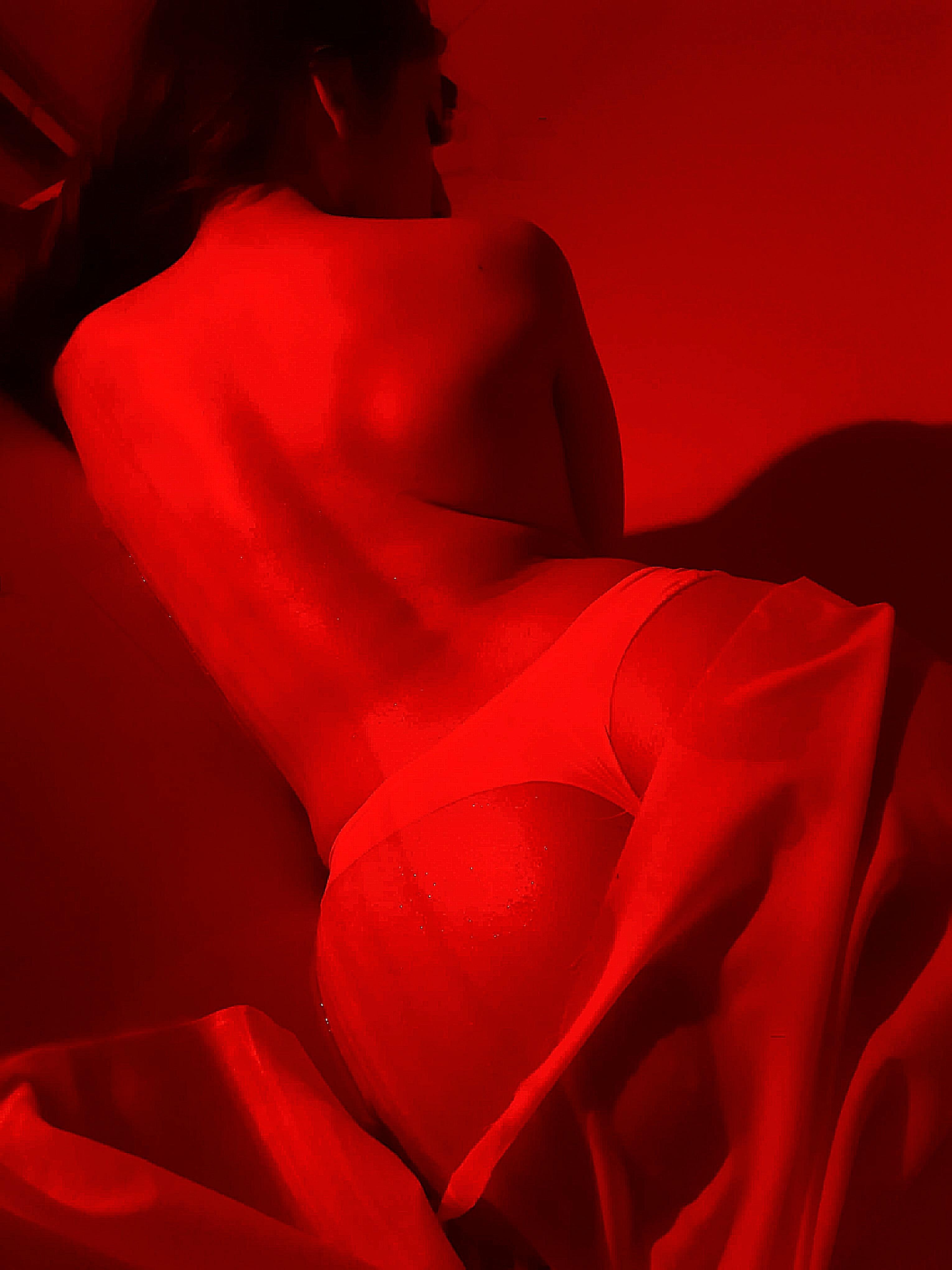 paulinepeach from Jerkmate