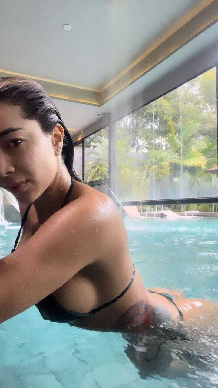 camilamoretti from Jerkmate