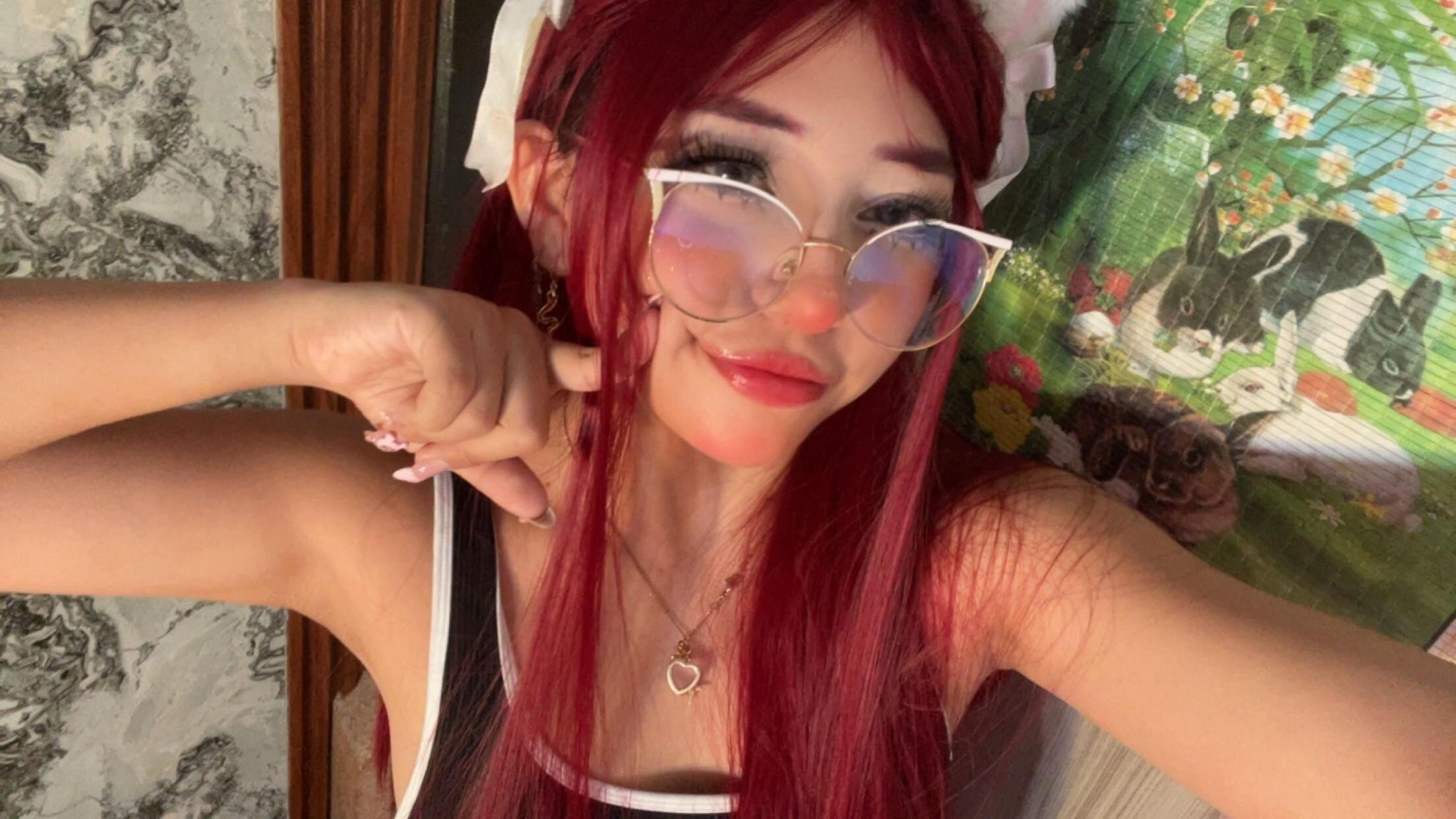 emygom3zz from Jerkmate