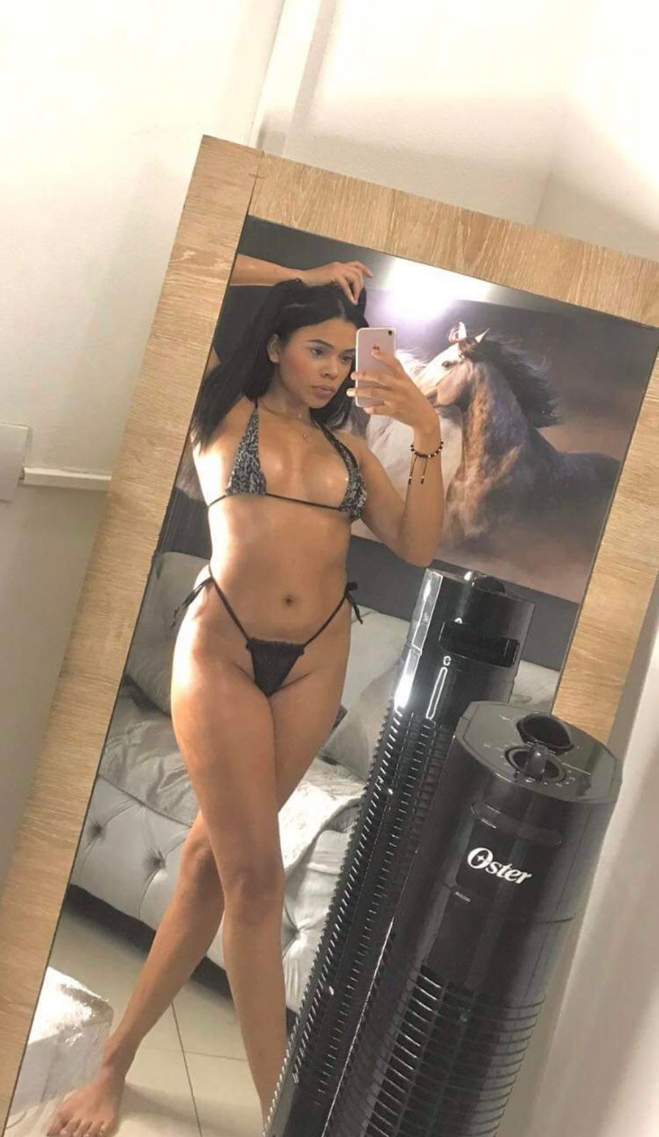 kimberlyhills from Jerkmate