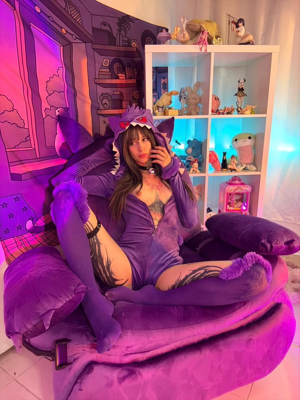 missgaru from Jerkmate