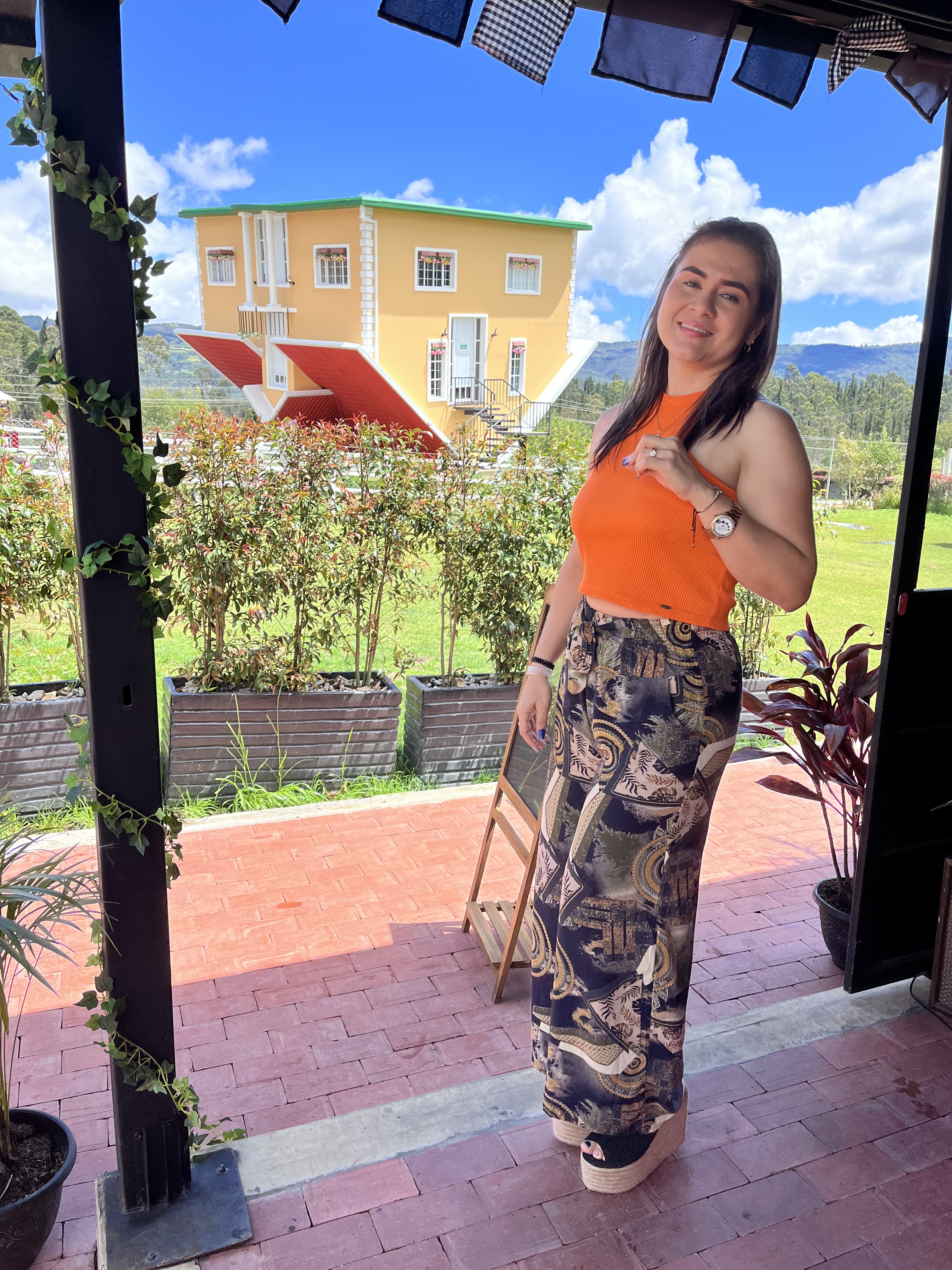 SHARONAMOR