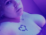 curlybeeb pic