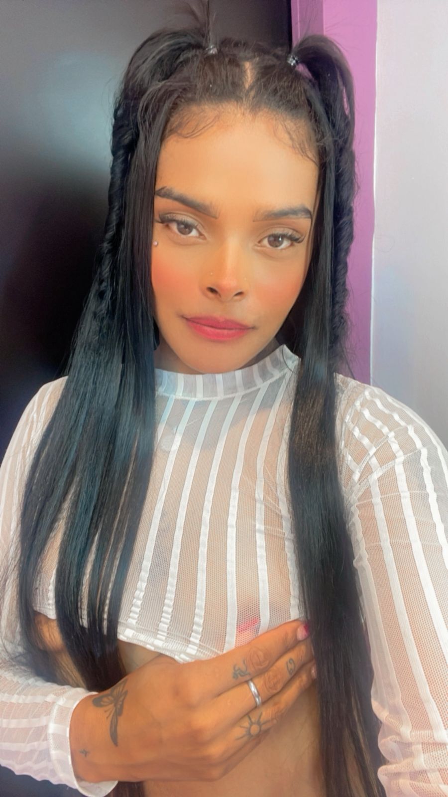 emmaebonyx19 from Jerkmate