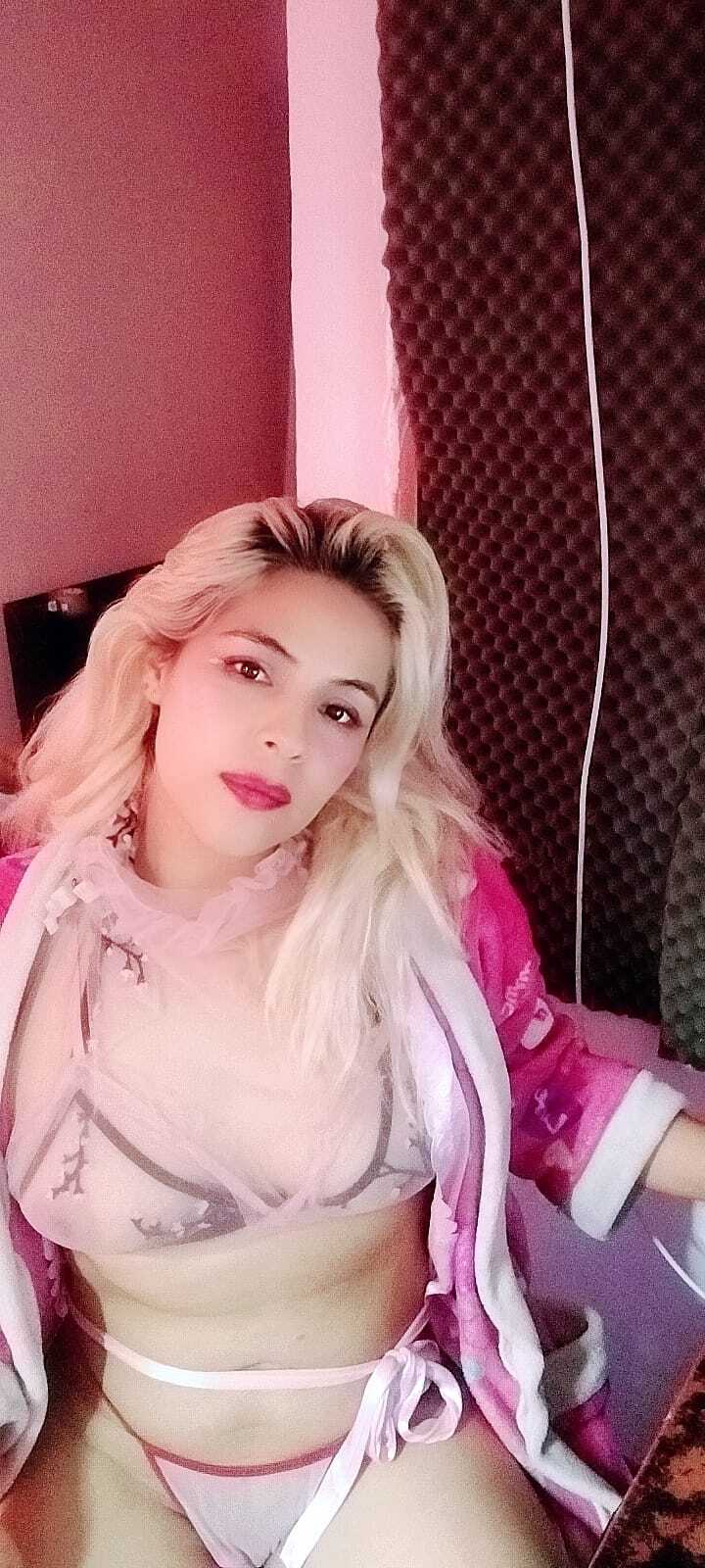 rosadita22 from Jerkmate