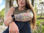 LovelyLush25