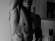 aronwade pic