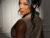 model-photo-8