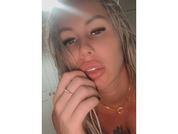 British Sex Cam Girl Bustyblondeharlow » Live XXX Cam Photo