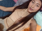 Chat Live with angeldreams21  21 year old Amateur Cam Girl from Colombia Photo
