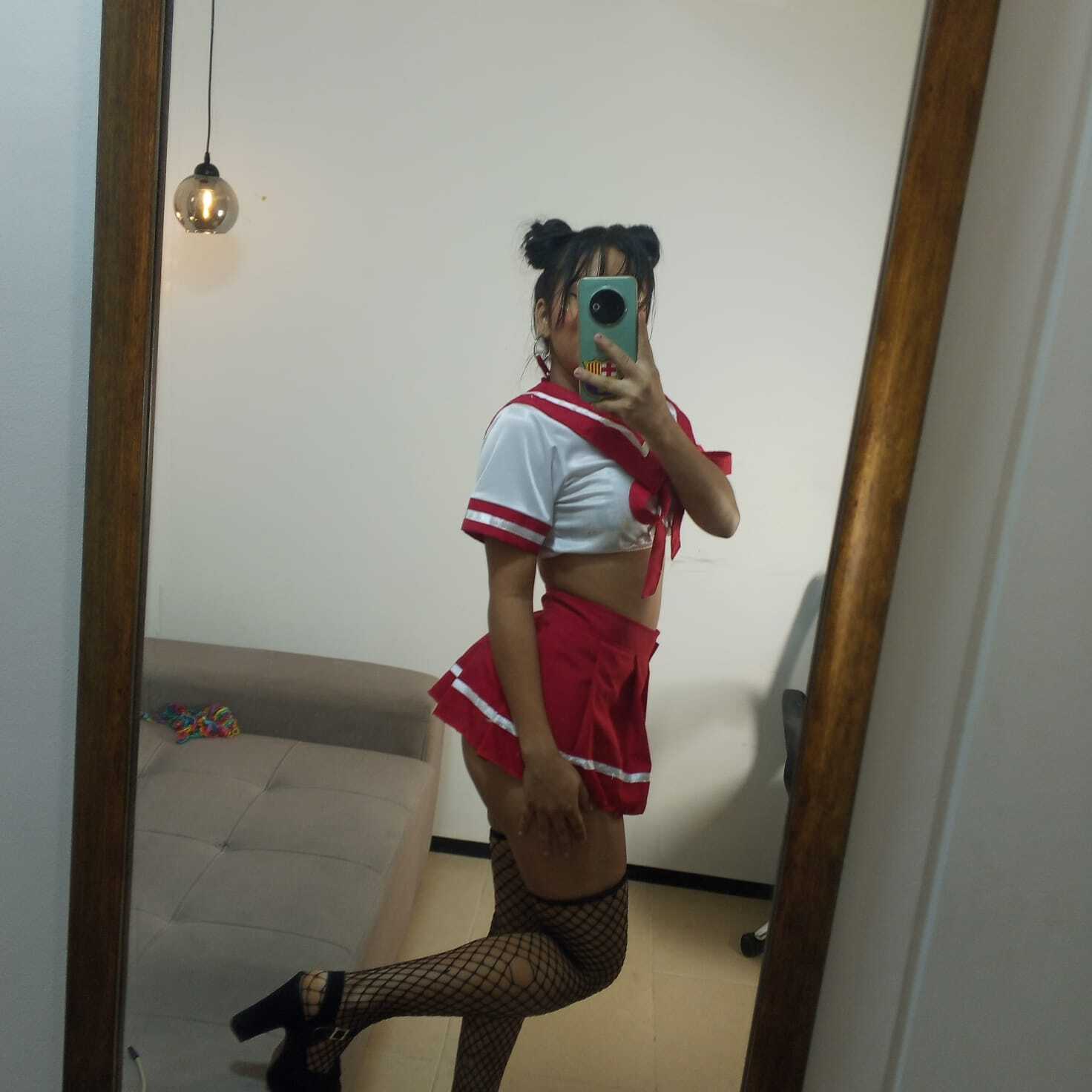 alejalexx from Jerkmate