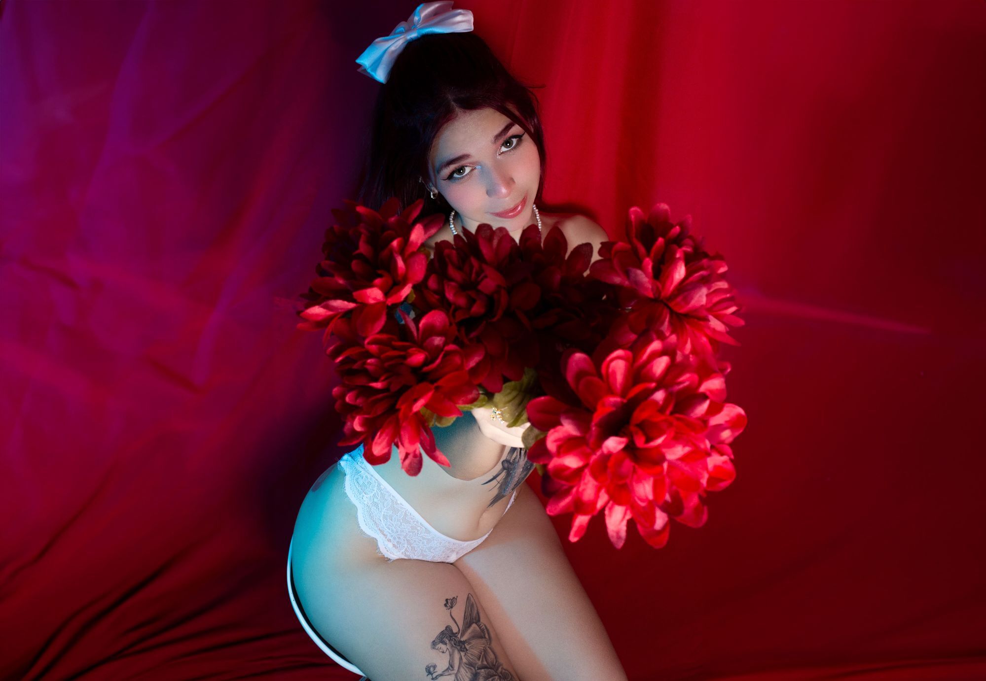 Nicolepeachx