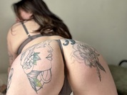lucycoxx pic