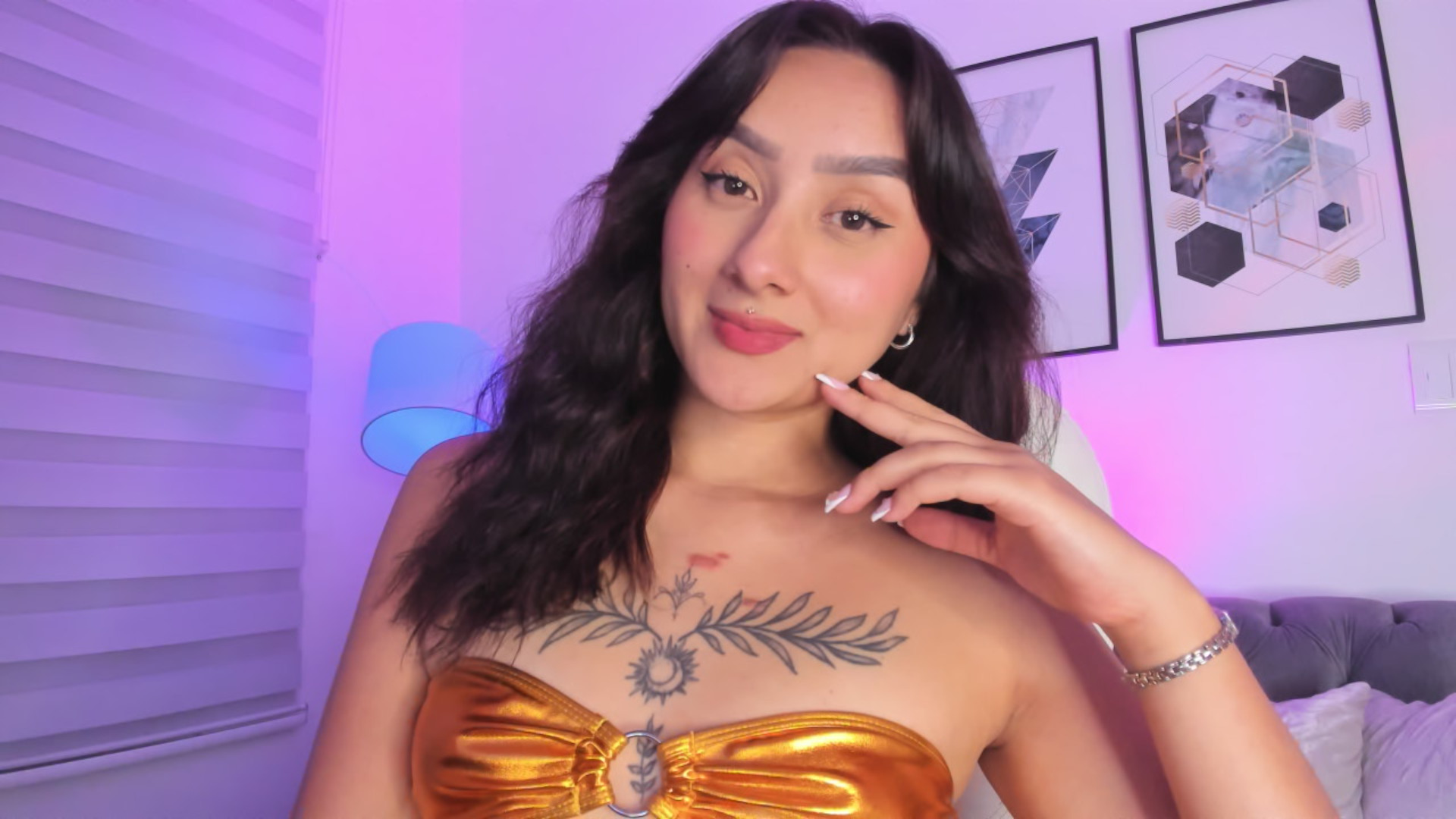 ninaloaiza from Jerkmate