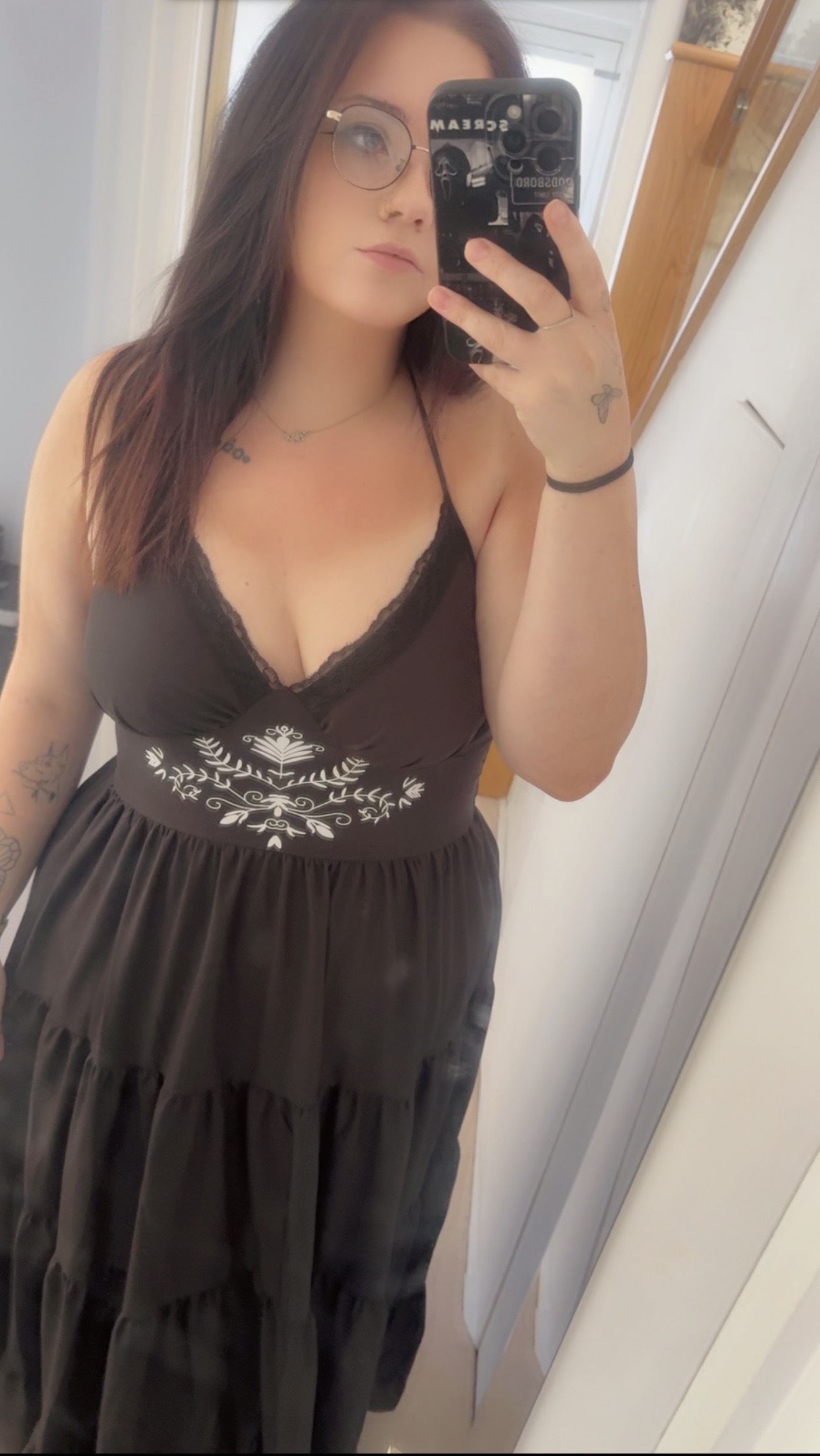 CurvyQueenCleo