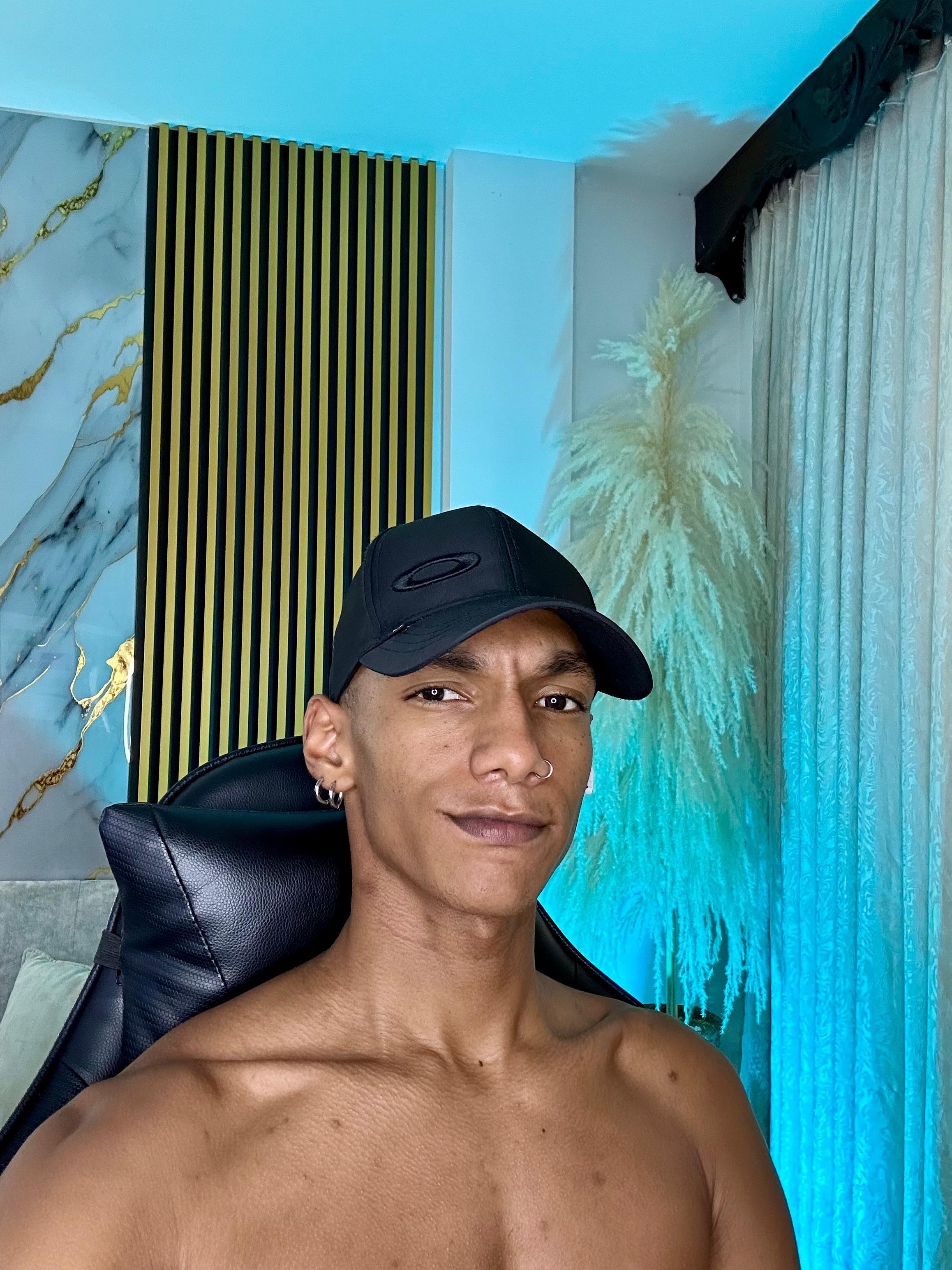 julientsaint from Jerkmate