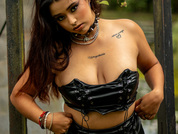 Ariana_Piercee