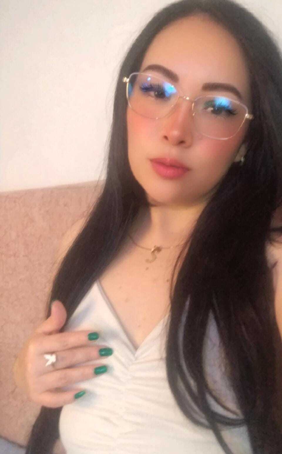 LiilithOwen picture 7