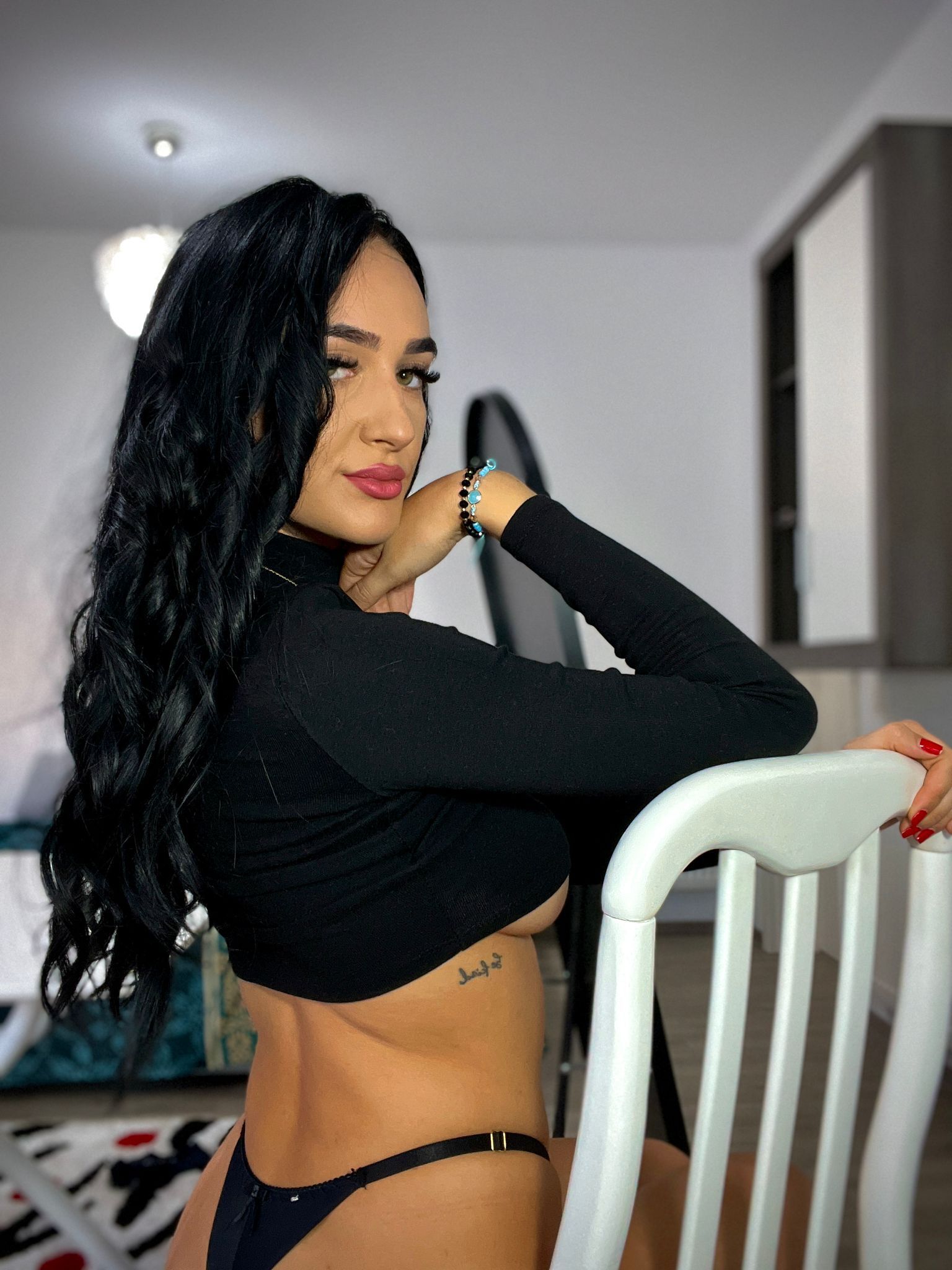 hottievestie from Jerkmate