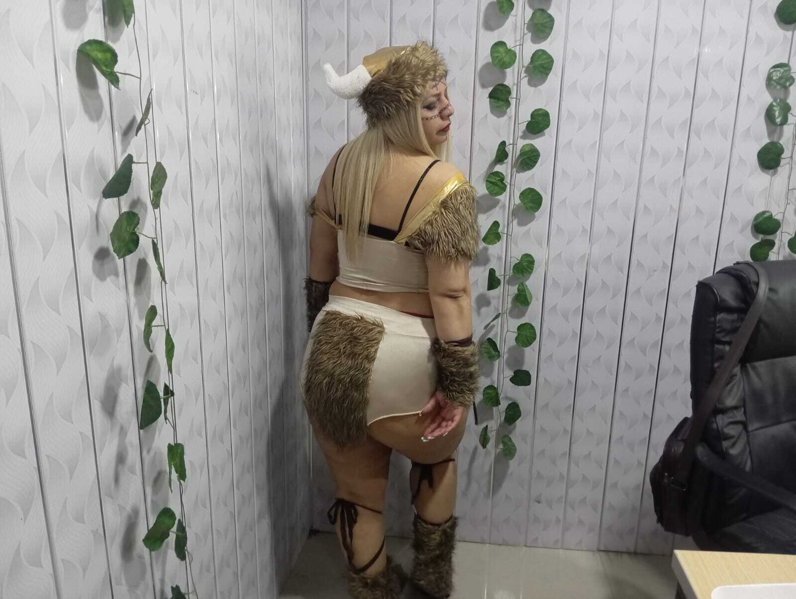 kathaleyagrayyass from Jerkmate