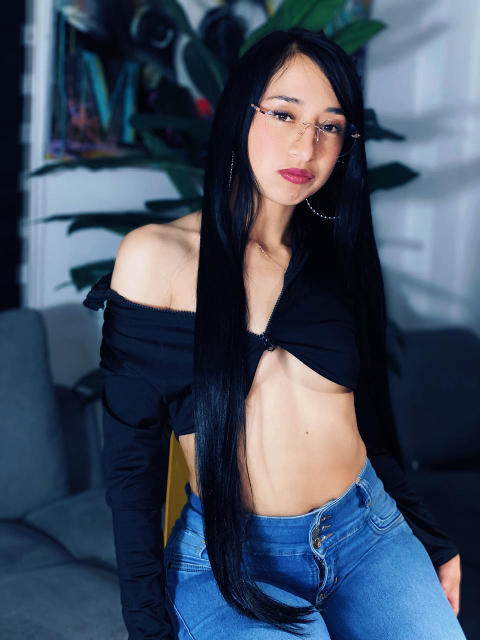 leany_skinny from Jerkmate