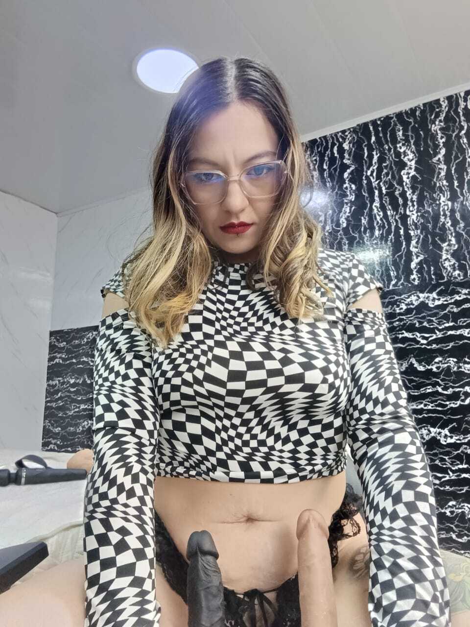 arianasommers from Jerkmate