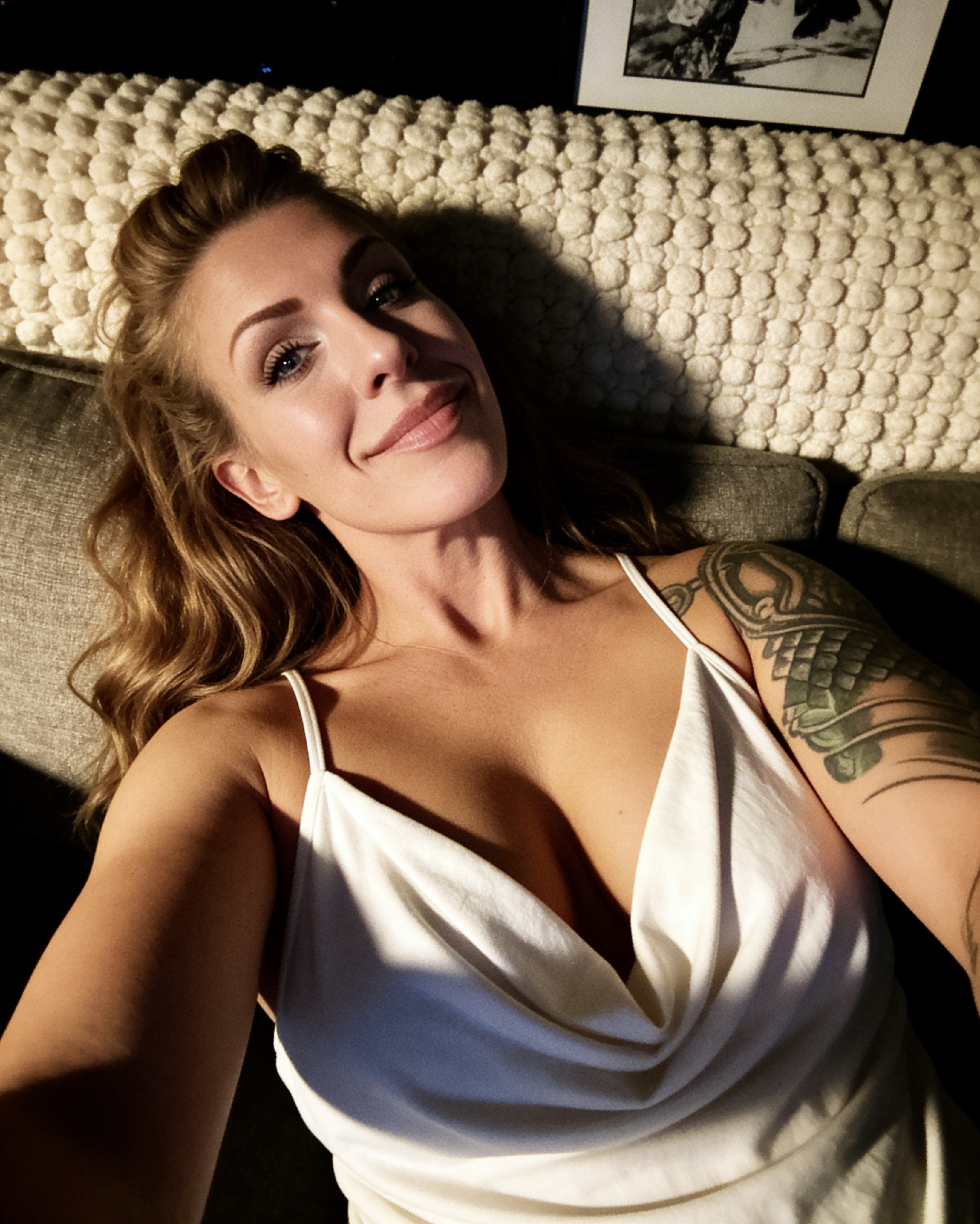MistressAureliaRose picture 8